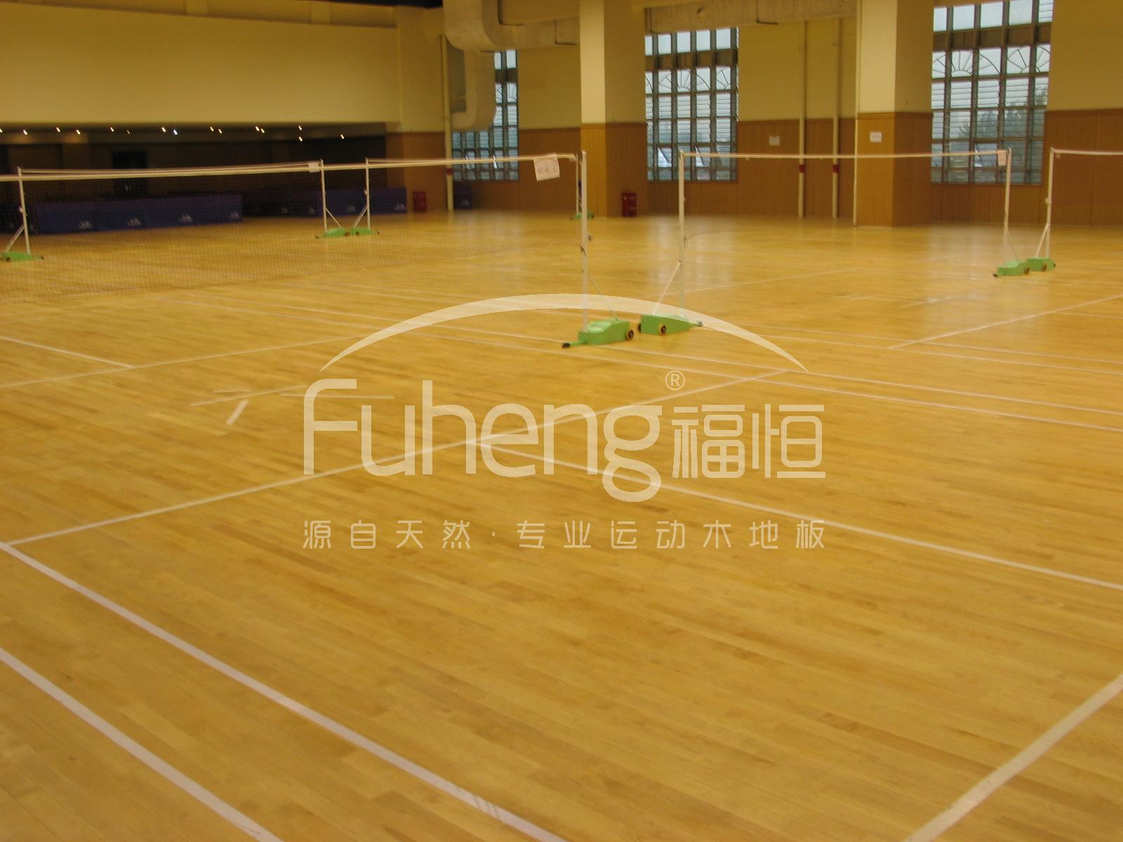拼装体育木地板