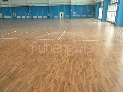 国家会计学院篮球馆木地板铺设工程2